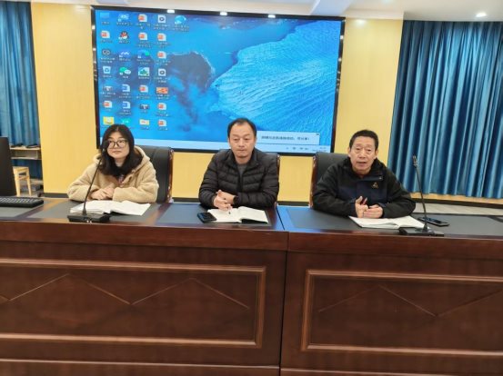 aff67fb9bd22277dd794a1d4e840b4b4