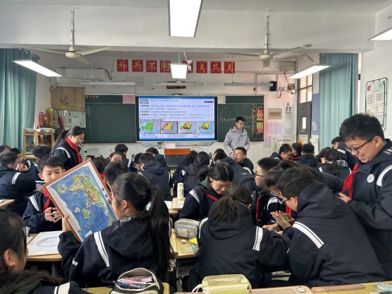 b49ff5d9df666ef4a7440e50e33562bf