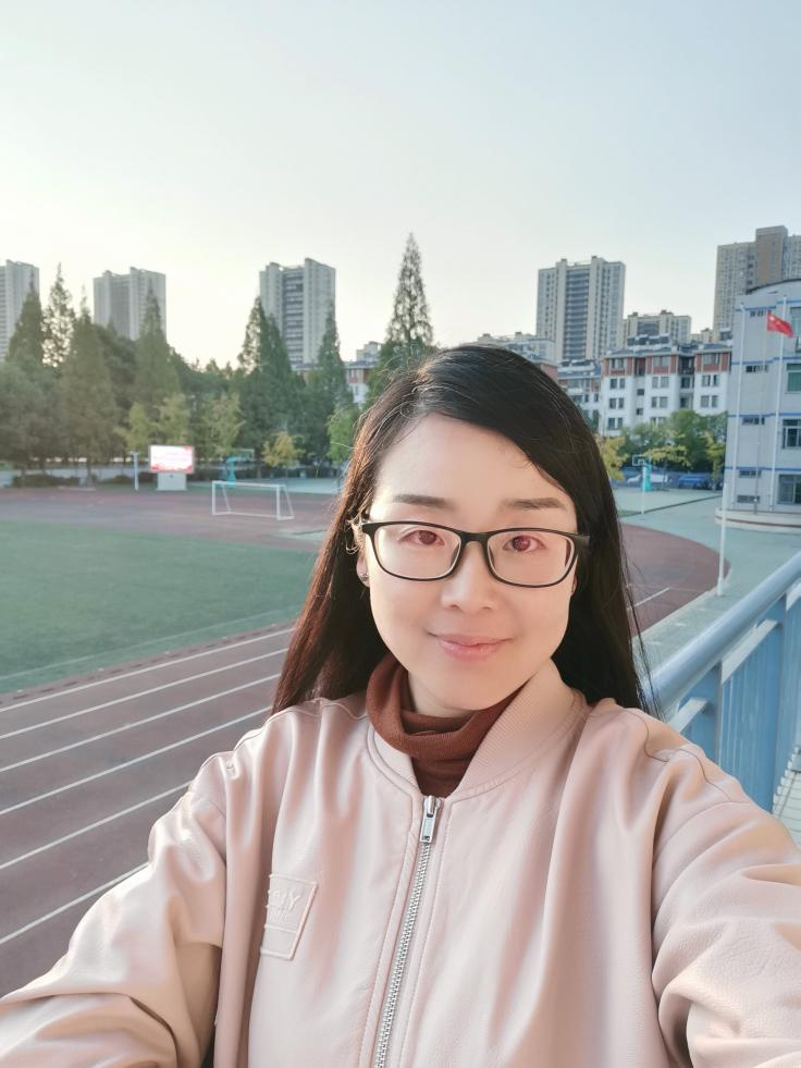 汪娟照片.png