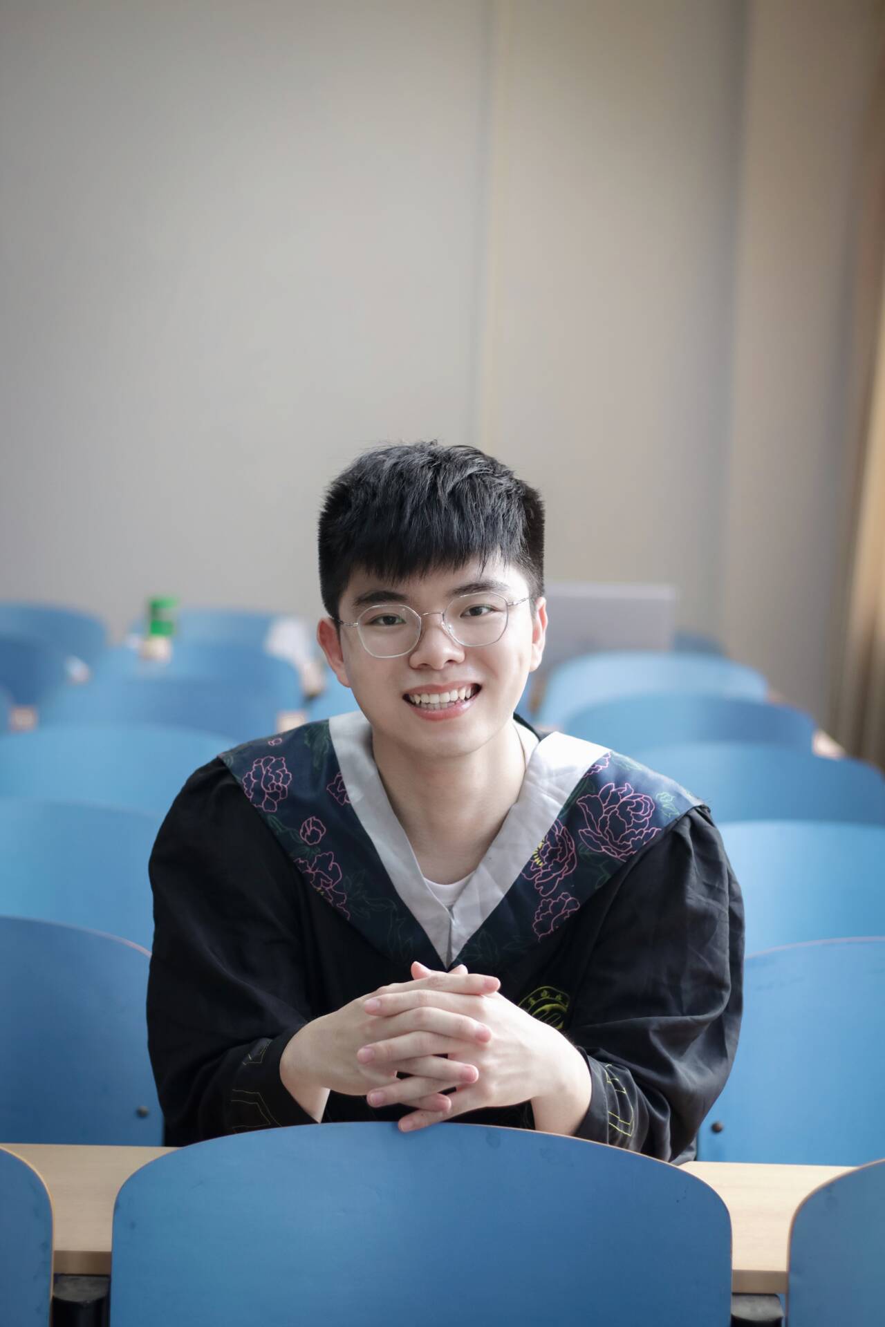 赵俊生照片.png