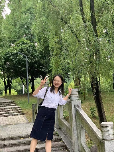 朱美丽照片.jpg
